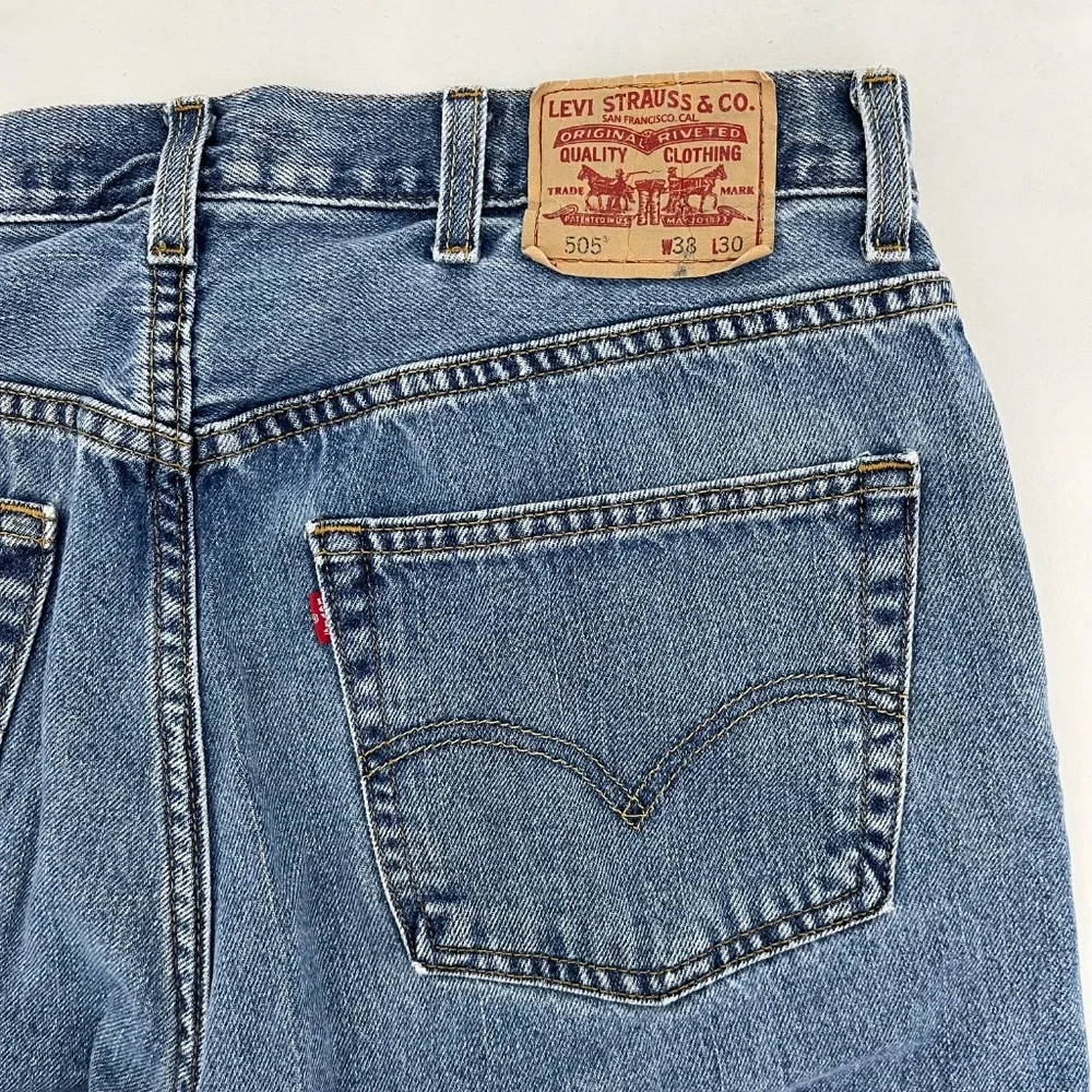 Levis levis 505